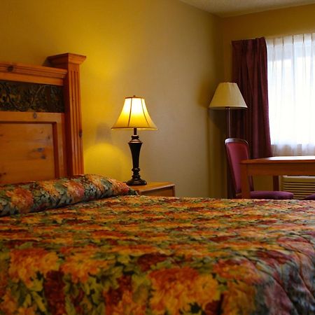San Luis Inn And Suites Сан Луис Оубиспоу Екстериор снимка